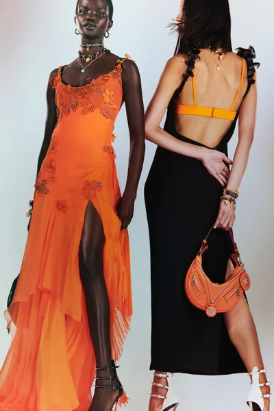 Look 37